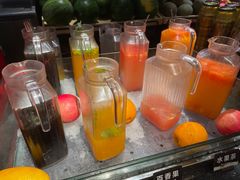 -领鲜活海鲜榴莲自助火锅(东门店)