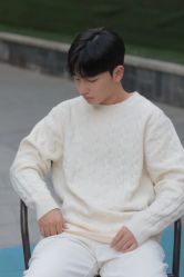 -一家只做男发烫染的店