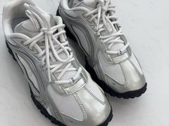 -UCC国际洗衣(七宝宝龙城店)