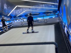 -Hopo Snow 城市滑雪空间(滨江宝龙城店)