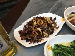 -蔼若春.传承三十年云南菜(金碧公园店)