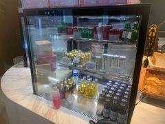 -筠咖啡西餐厅(上海国展宝龙丽筠酒店)