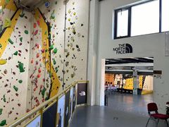 -问山MountQuest攀岩馆