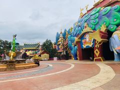 -七彩云南欢乐世界