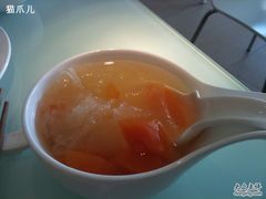 木瓜银耳-汤城小厨•粤菜•靓汤(金融街店)