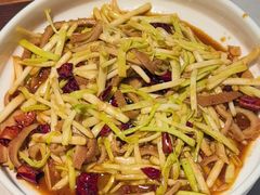 -杨氏青龙虾·吃蟹季(金盛路总店)