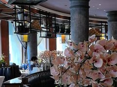 -八府香鸭·啫啫煲(华山路店)