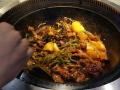 -山河屯铁锅炖(哈西站店)