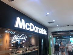 门面-麦当劳(中山公园龙之梦店)