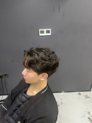 -宫铭烫发染发接发店