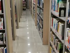 -上海市静安区图书馆(新闸路馆)