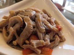 -天外天美食广场(哈尔滨路店)