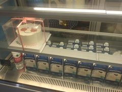 面包甜点陈列柜-悟空叔叔蛋糕定制·DIY(德思勤店)
