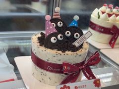 -花花卷卷·鲜食蛋糕(静安久光百货店)