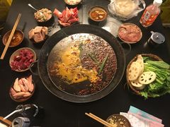 -岗上渣渣老火锅(两路口店)