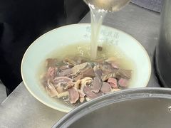 -老字号鸭血粉丝汤(水香街店)