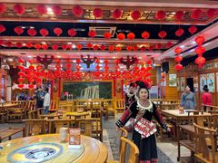 -亮欢寨酸汤鱼(沙冲路店)