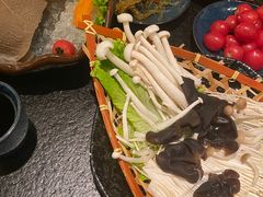 -湊湊火锅·茶憩(打浦桥日月光店)