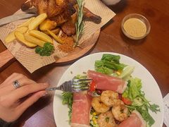 -mordew加州日记西餐&小酒馆(新天地店)