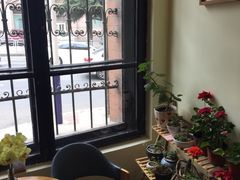 -良友书坊(安徽路店)