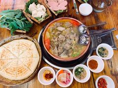 -阿婆情腊排骨火锅(金虹路店)