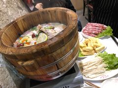 -川江号子渔人码头