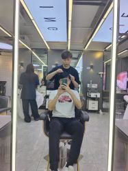 -藤野造型烫发染发