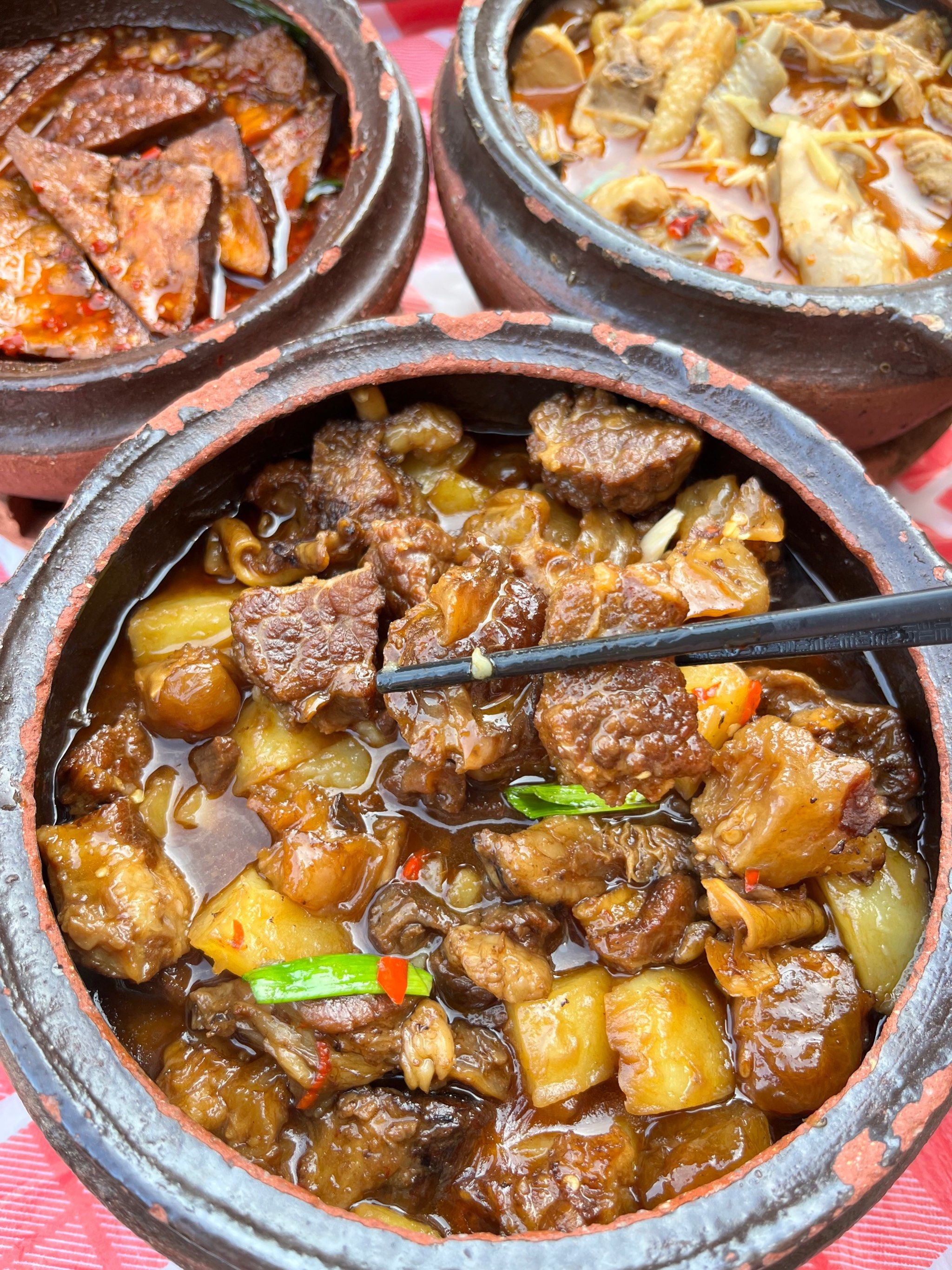 长沙!藏在社区的一家罐罐菜