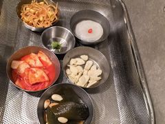 -蚂蚁洞·烤肉大营地(上海静安大悦城店)