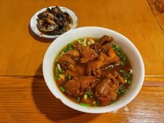 -矮子粉店1985·长沙米粉(湘春路店)