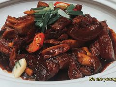 松茸菌焖带皮牛肉-好福记饭店(红梅公园店)