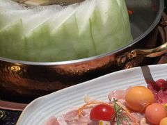 -得意咚瓜·顺德鱼生·冬瓜火锅(深圳首店)