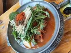 -喇喇排骨火锅·传统韩式脊骨汤(望京西园总店)