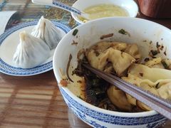 -笑来喜馄饨小笼工坊店(湖滨街店)