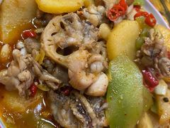 -老闵田螺馆·南昌特色小炒(梦时代店)