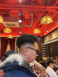-东方先生国潮男士理发馆