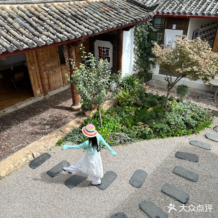 丽江｜就在白沙古镇是谁还没来这家咖啡酒馆！！