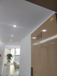 -HEYAN荷妍专业脱毛连锁机构