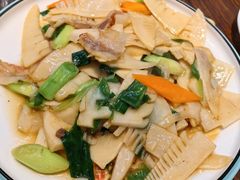-民间瓦缸煨汤館(嵩山路店)