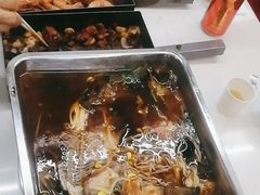 -老东镇啤酒屋海鲜加工·蒸汽海鲜·海鲜烧烤(台东店)