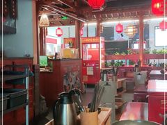 大堂-谭鸭血老火锅(万象九宜城店)