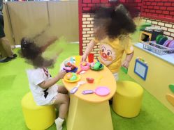 -莫莉幻想儿童乐园(郑州丹尼斯三天地店)