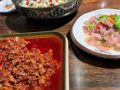 -宣威年猪饭·二十年云南家常菜·特色小炒肉·春季鲜花野菜上新(尚邻雅苑店)