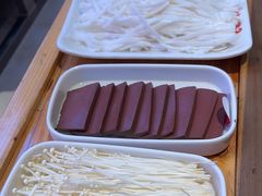 -为什么牛潮汕牛肉火锅(万胜广场店)
