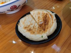 -小椒羊.羊肉粉 龙虾 羊肉串(新地旗舰店)