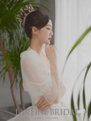 -拉瑞娜LaReine婚纱礼服高级定制