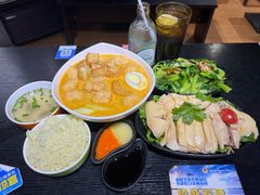香喷喷的鸡油饭-绿柠食堂(北外滩店)