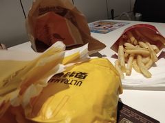 -麦当劳(中山公园龙之梦店)