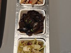 -密苏里·吖咪KTV火吧