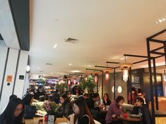 等位区-Moka Bros 摩卡站(西单大悦城店)